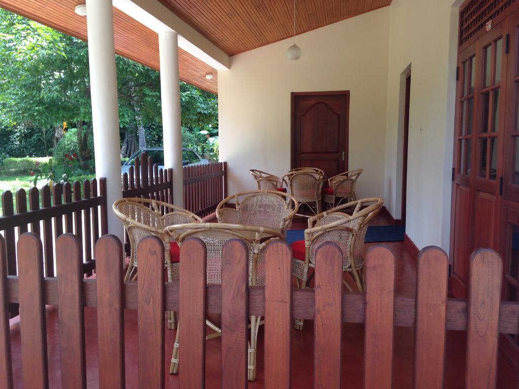 Kobbekaduwa Alfred Colonial Bungalow & Spice Garden חדר תמונה